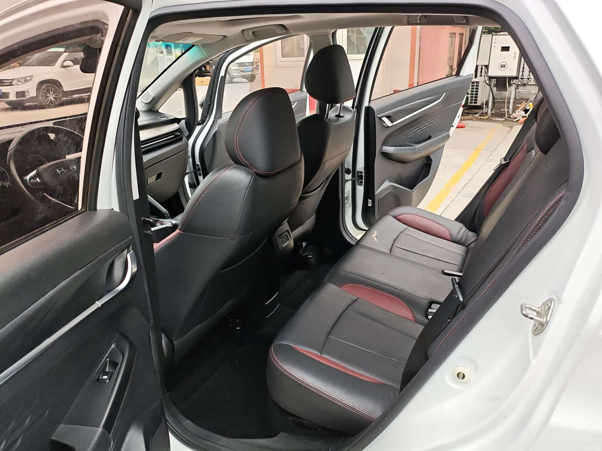 Geely X3, 2021 10