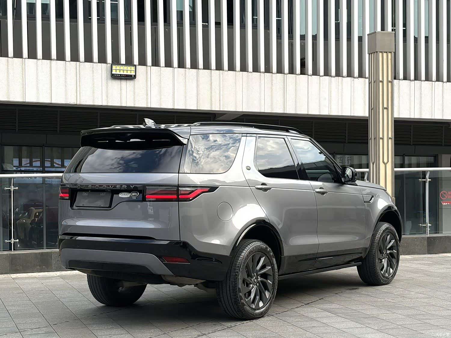 Land Rover Discovery, 2022 12