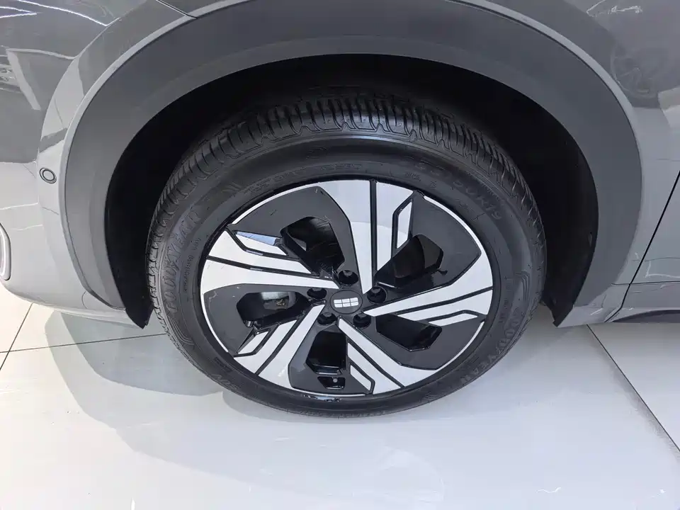 Geely Galaxy Galaxy E5