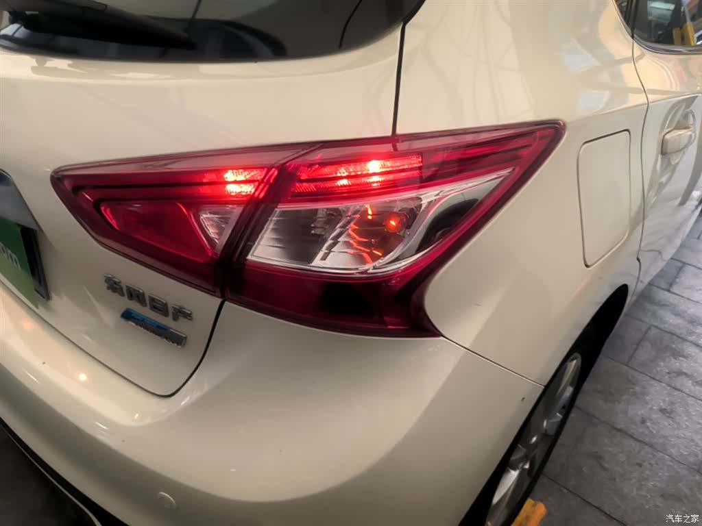 Nissan Tiida, 2016 8