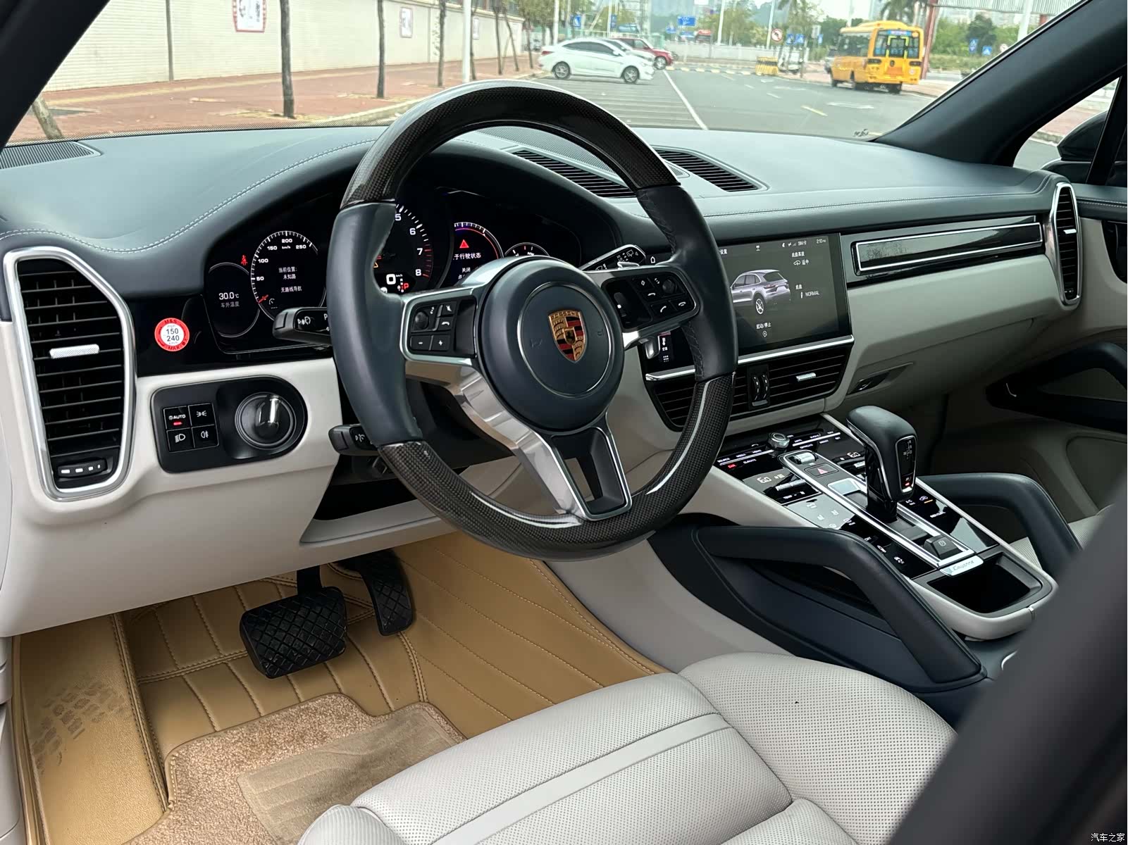 Porsche Cayenne, 2018 16