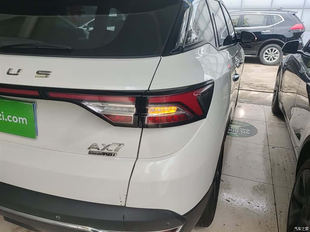 DongFeng AX7, 2019 8