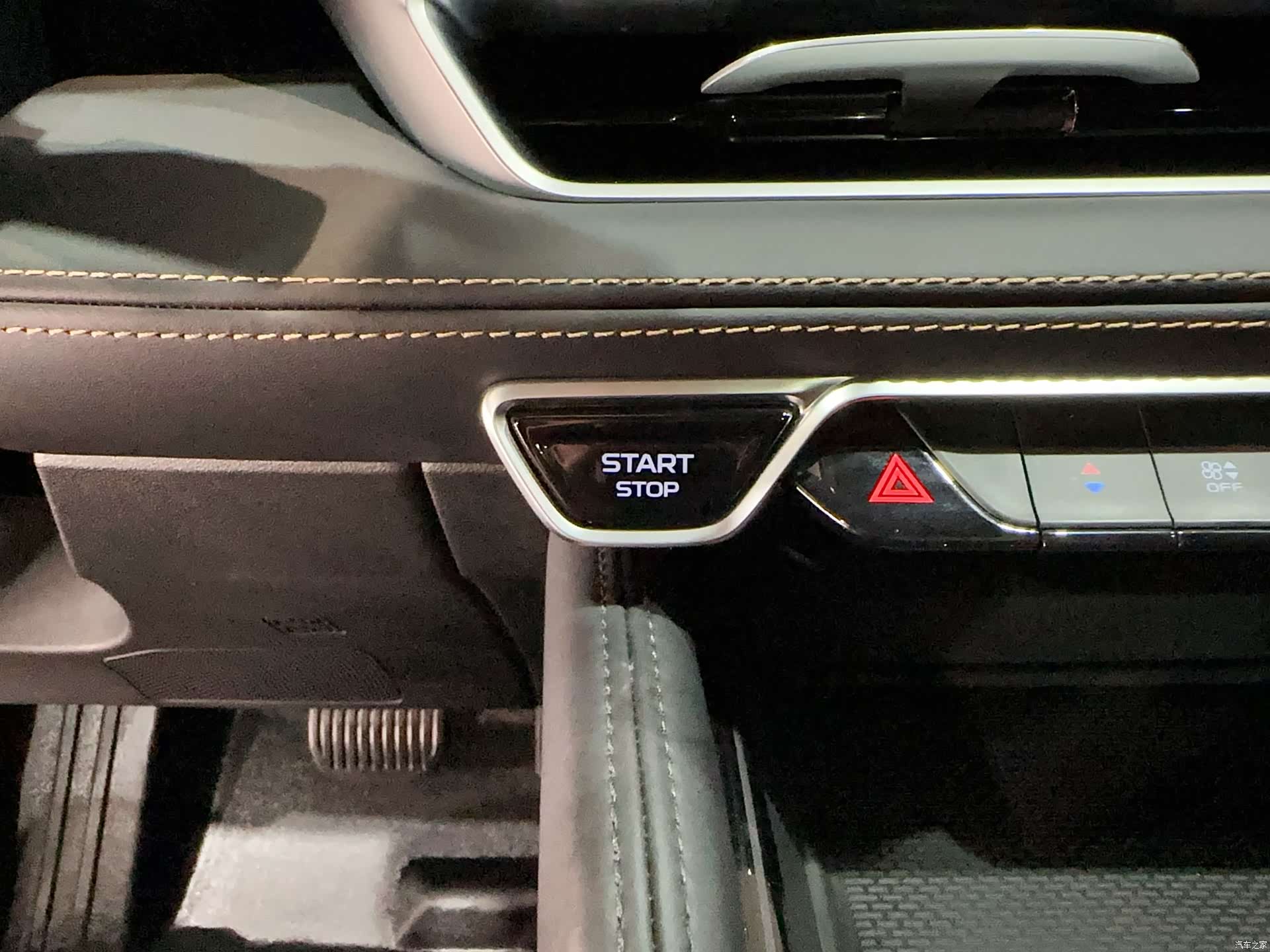 Geely Xingyue L, 2025 32