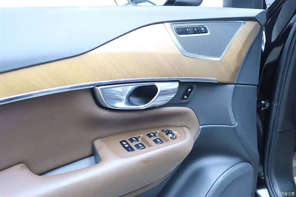 Volvo XC90, 2020 13