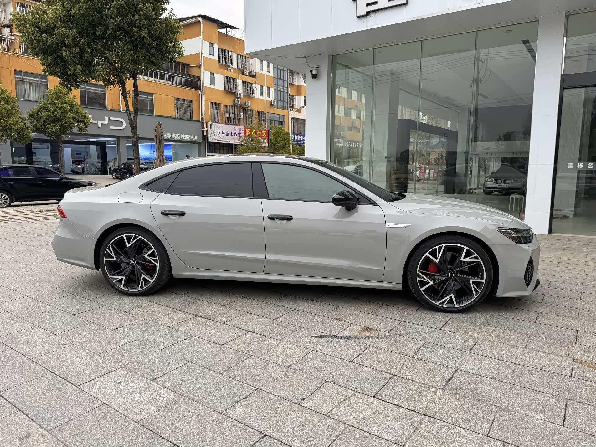 Audi A7L, 2025 6