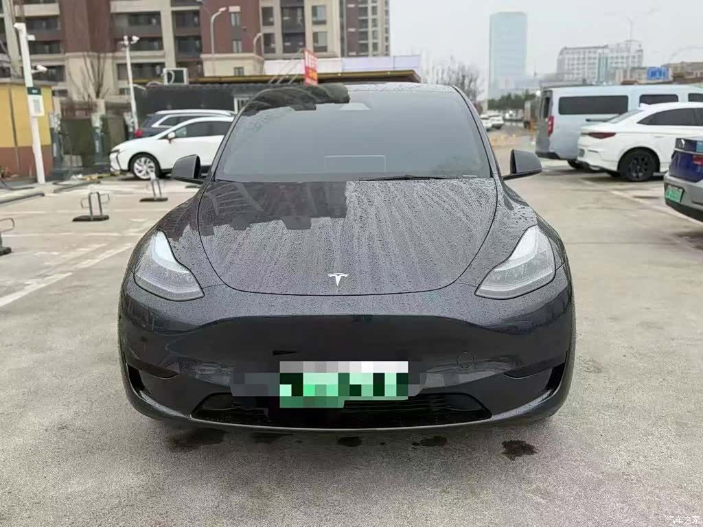 Tesla Model Y, 2024 2