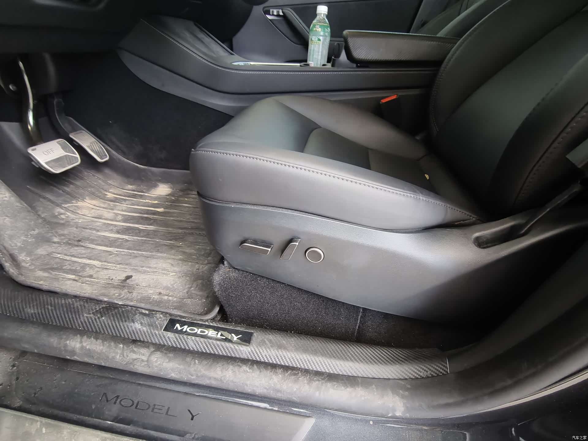 Tesla Model Y, 2024 8