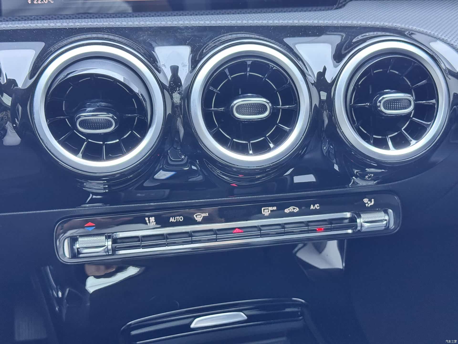 Mercedes-Benz A-Class, 2021 32