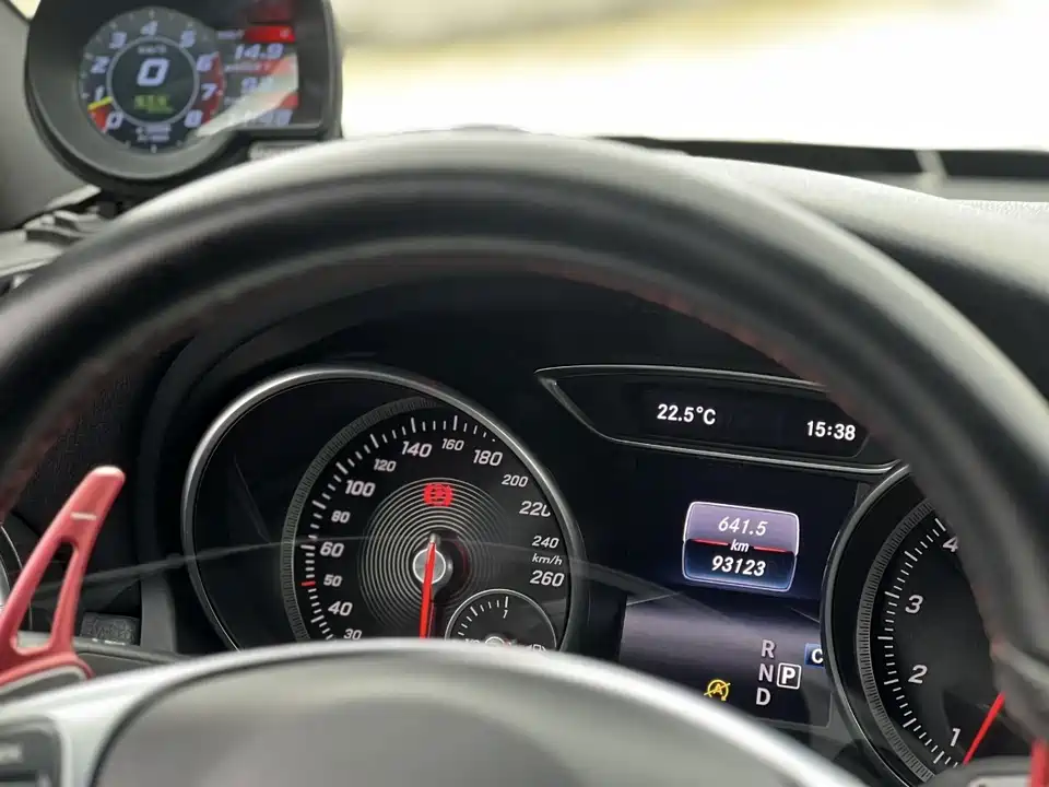 Mercedes-Benz CLA Mercedes-Benz CLA
