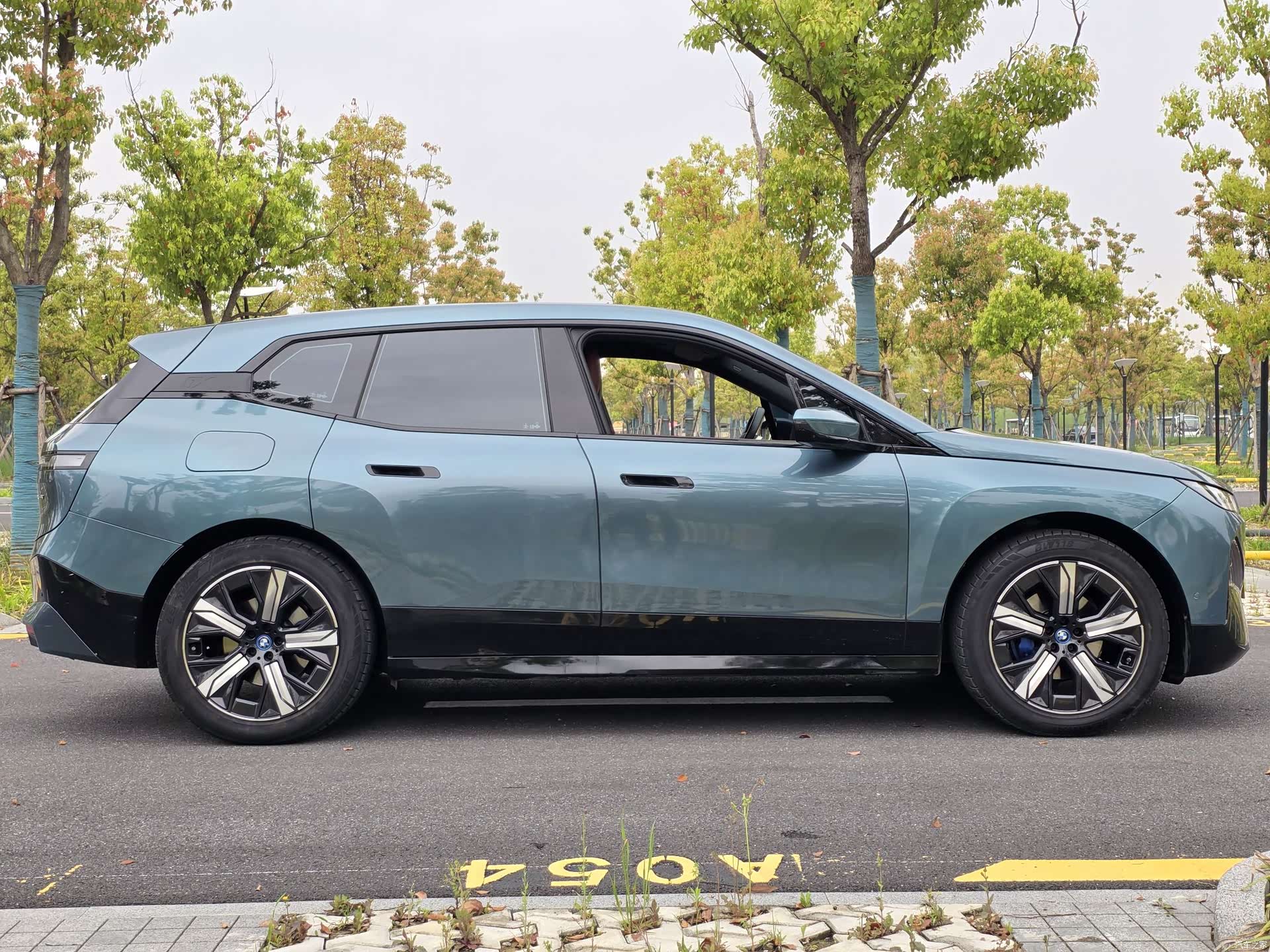 BMW iX, 2022 8