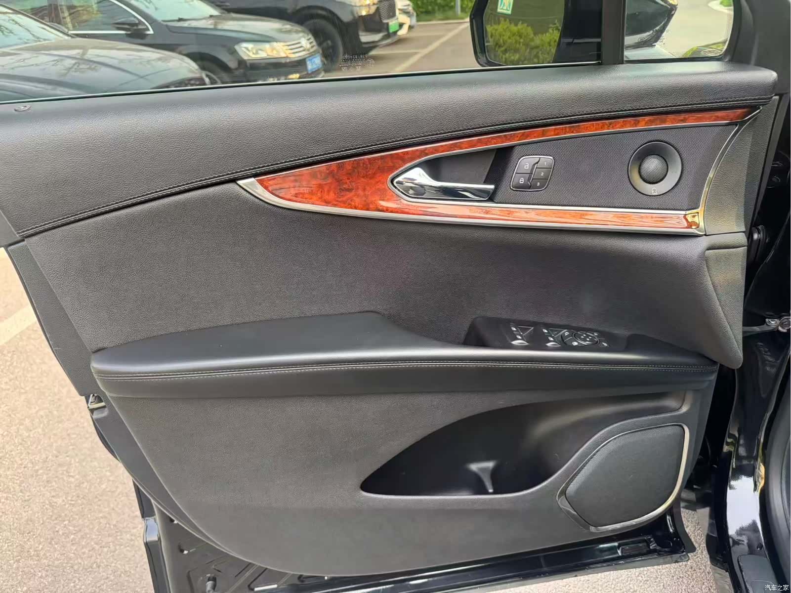 Lincoln MKX, 2018 4