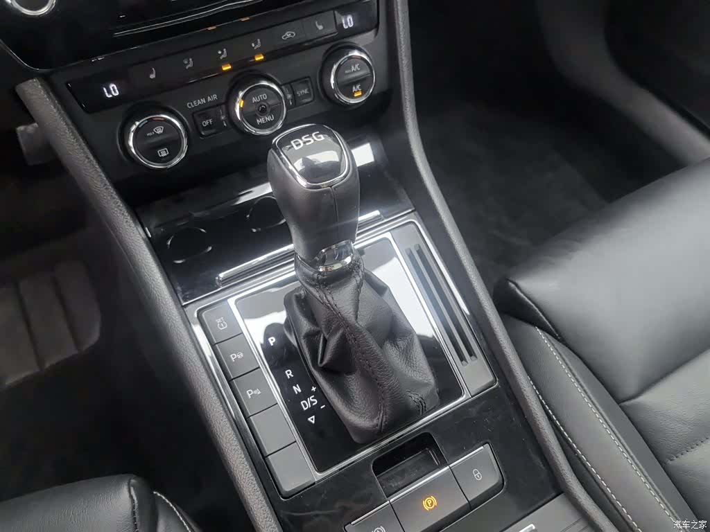Skoda Superb, 2017 13
