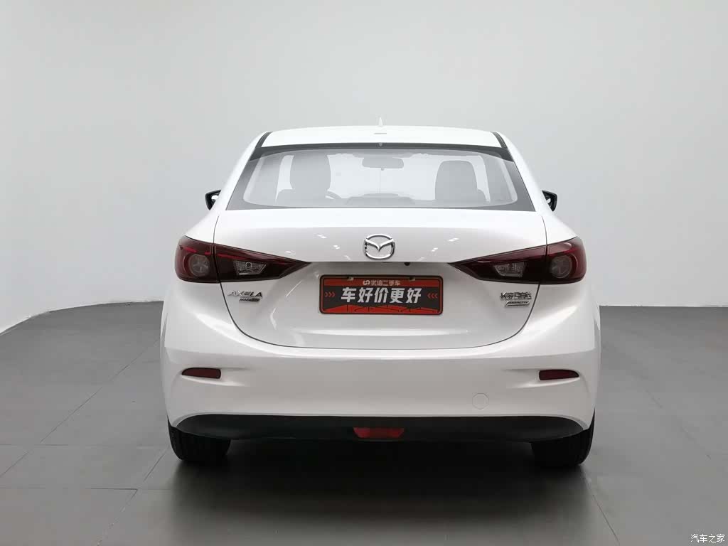 Mazda Mazda3, 2015 4