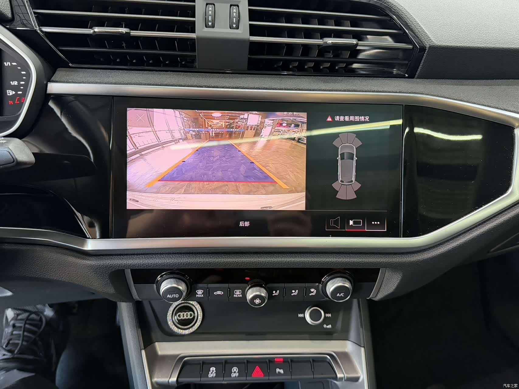 Audi Q3, 2022 6