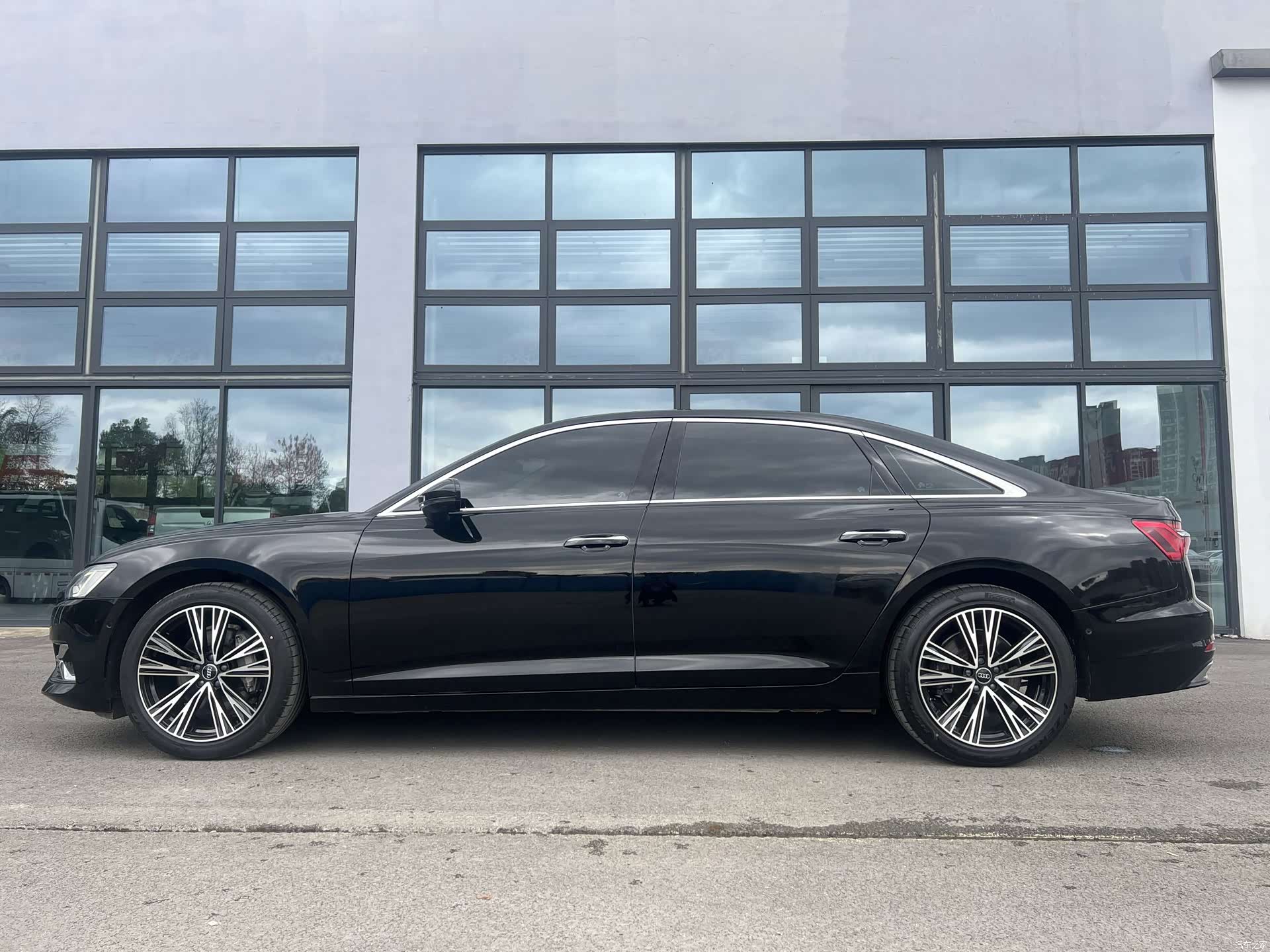 Audi A6L, 2023 14