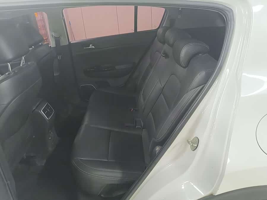 Kia KX5 2016, фото 11