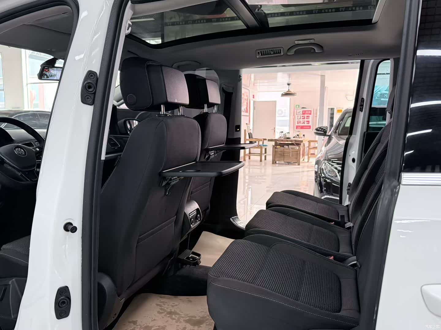 Volkswagen Xia, 2018 4