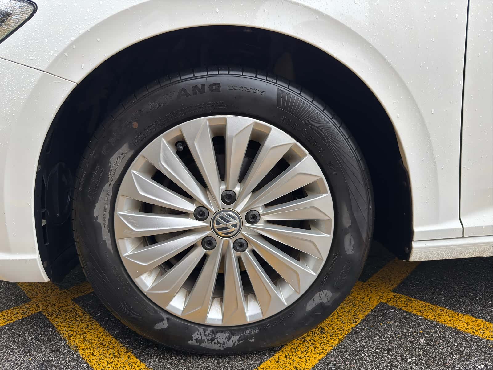 Volkswagen Lavida, 2019 11