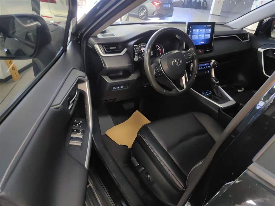 Toyota RAV4 Rongfang