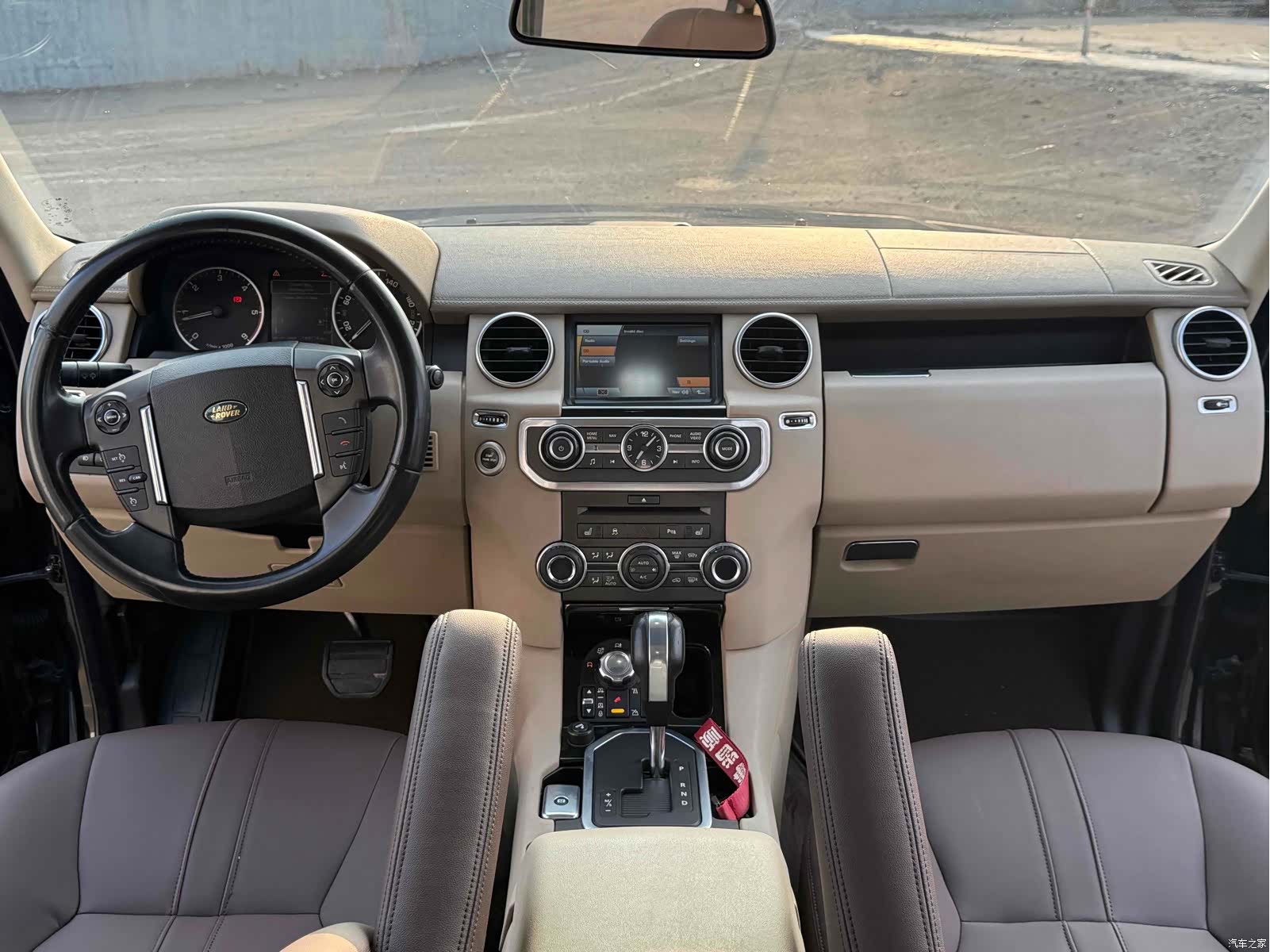Land Rover Discovery, 2010 все фото