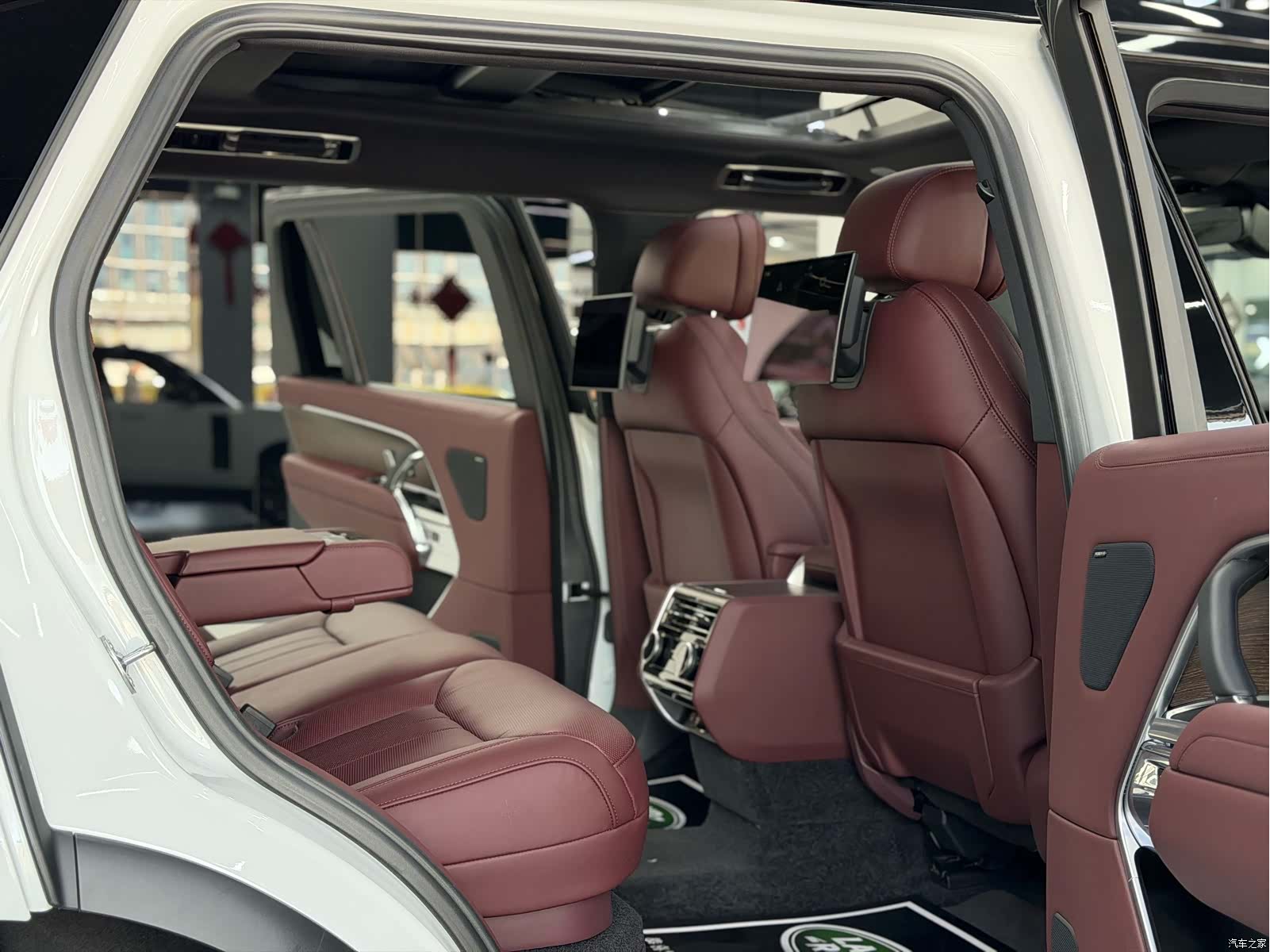 Land Rover Range Rover, 2023 15