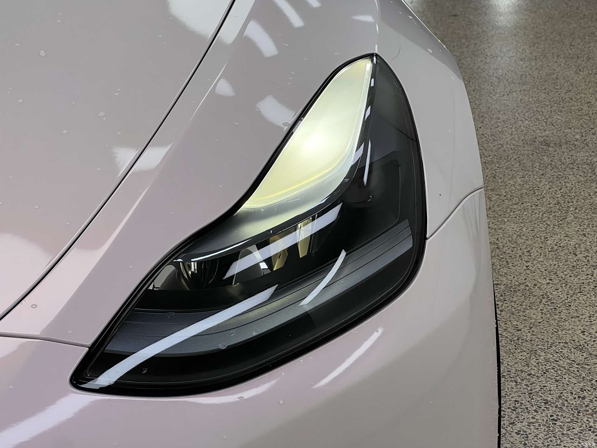 Tesla Model Y, 2023 8