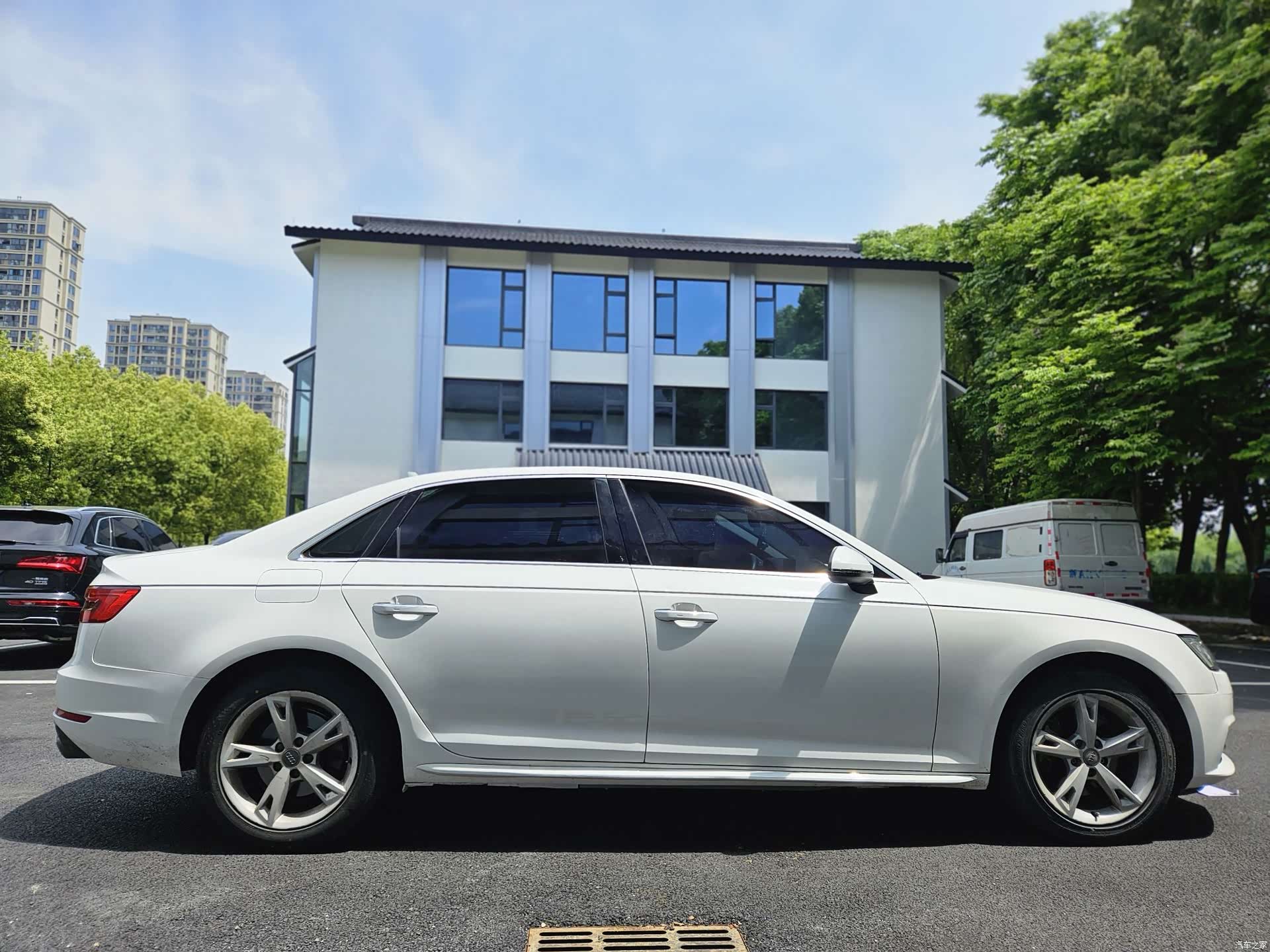 Audi A4L, 2017 4