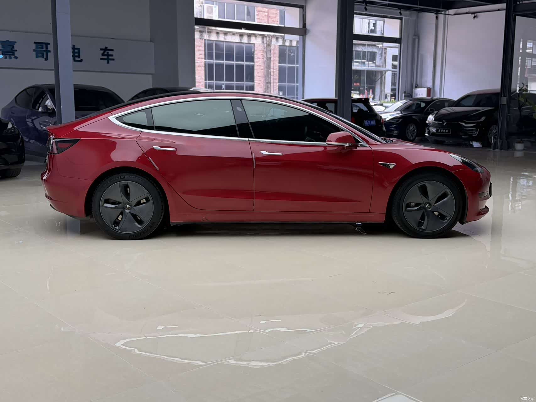 Tesla Model 3, 2021 4
