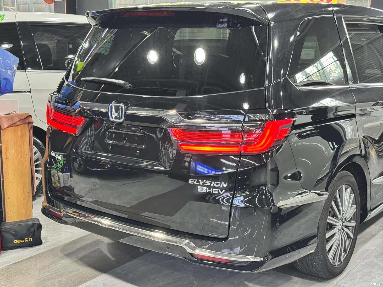 Honda Elysion, 2022 9