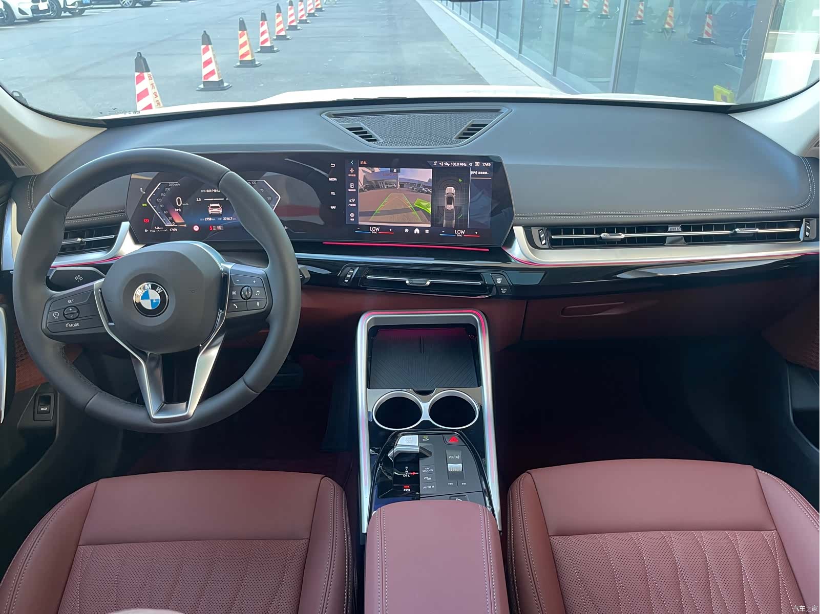 BMW X1, 2026 все фото