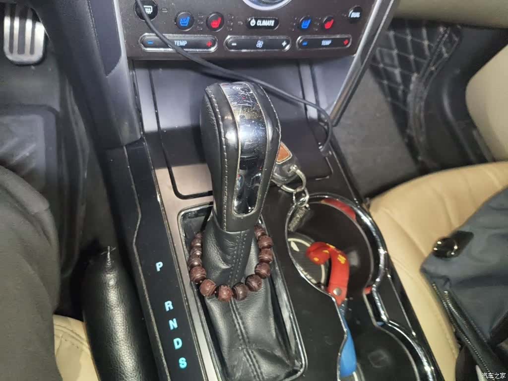 Ford Explorer, 2016 7