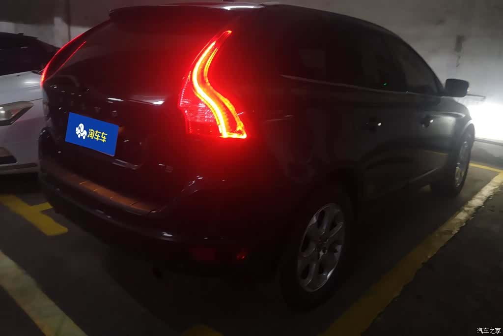 Volvo XC60, 2012 3