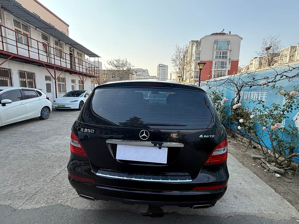 Mercedes-Benz R-class