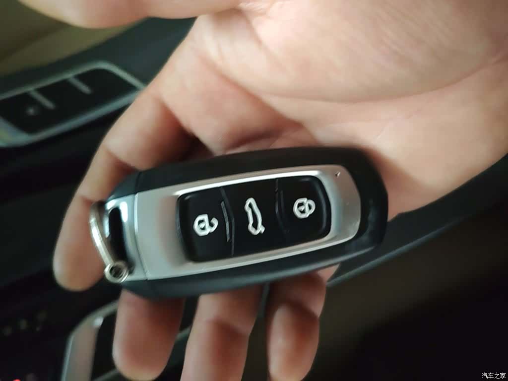 Geely Emgrand, 2019 9