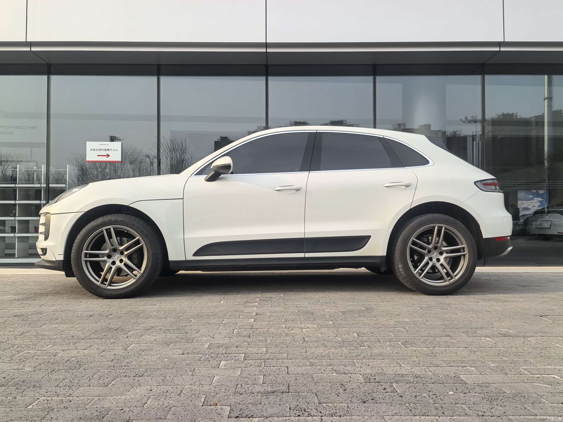 Porsche Macan, 2019 все фото