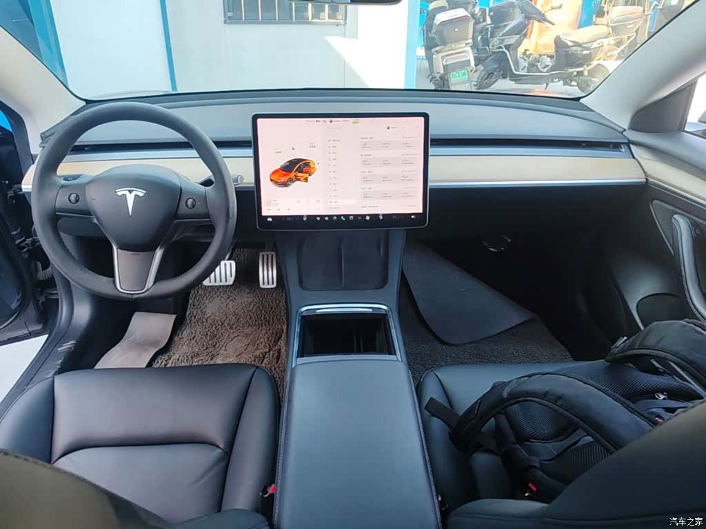 Tesla Model 3, 2021 10
