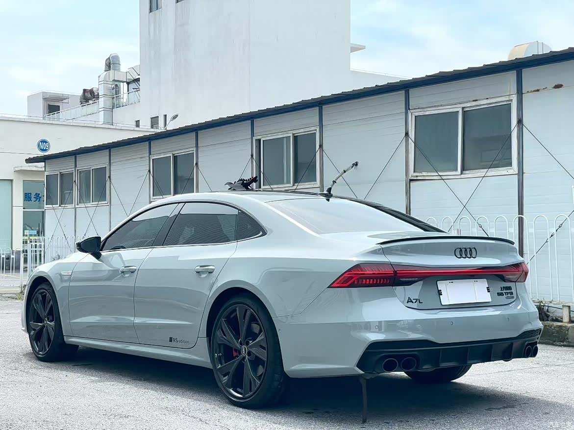 Audi A7L, 2024 4