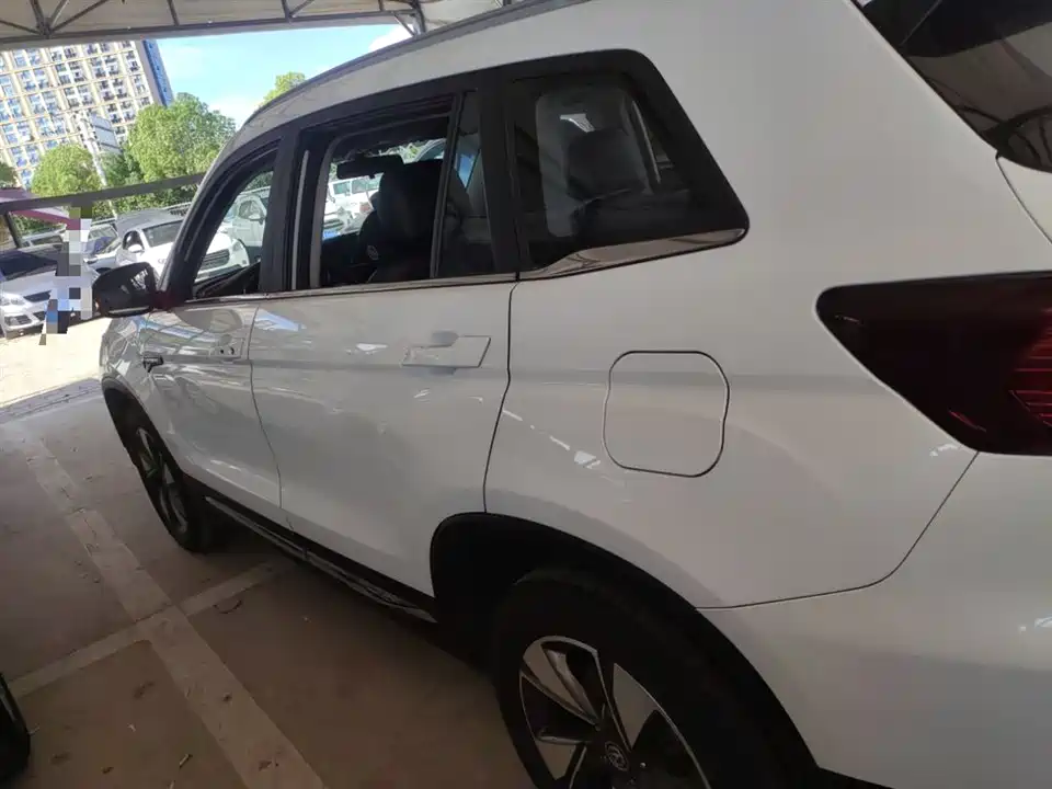 Changan CS75