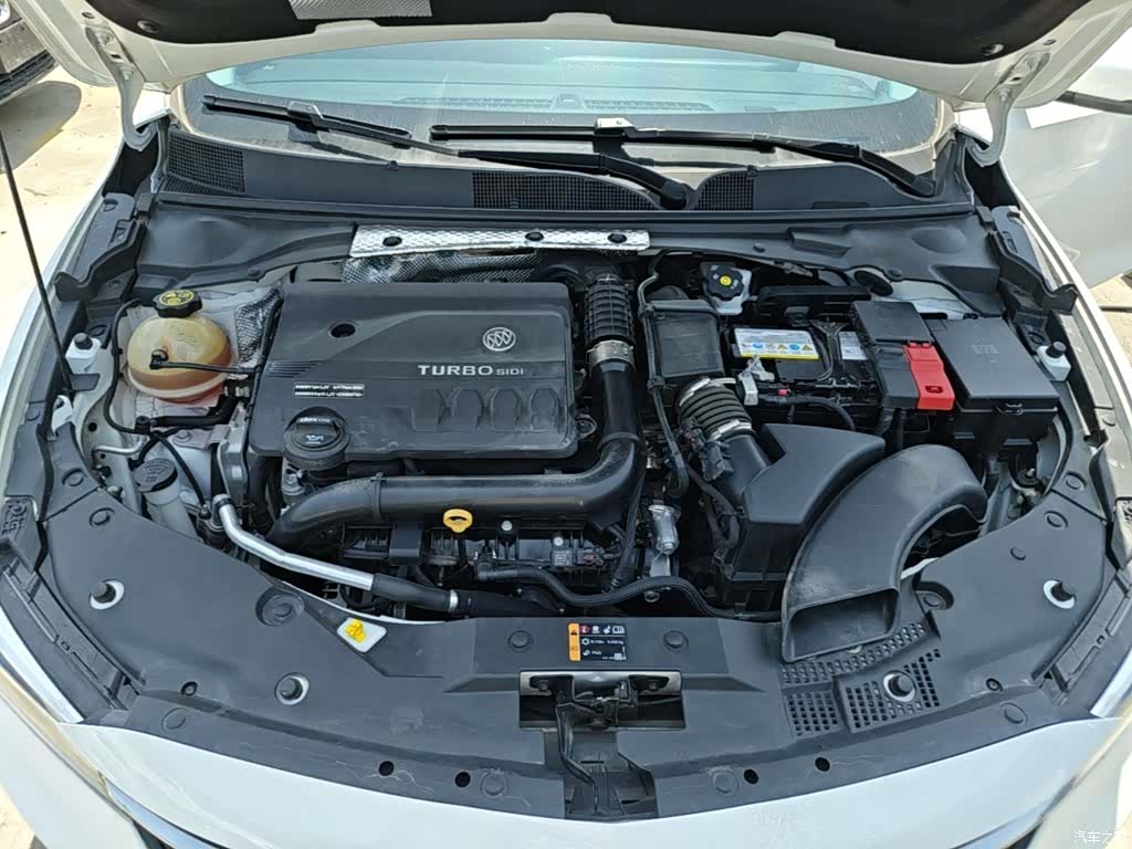 Buick Verano, 2023 16