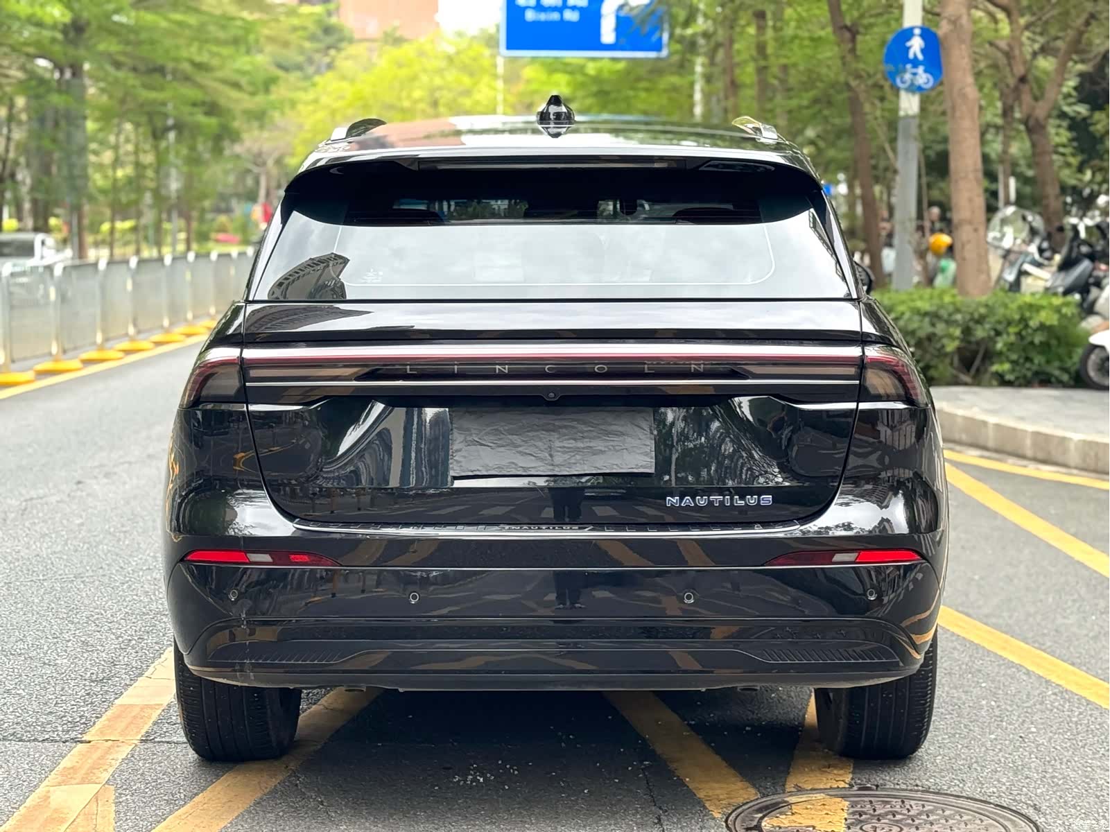 Lincoln Nautilus, 2023 19
