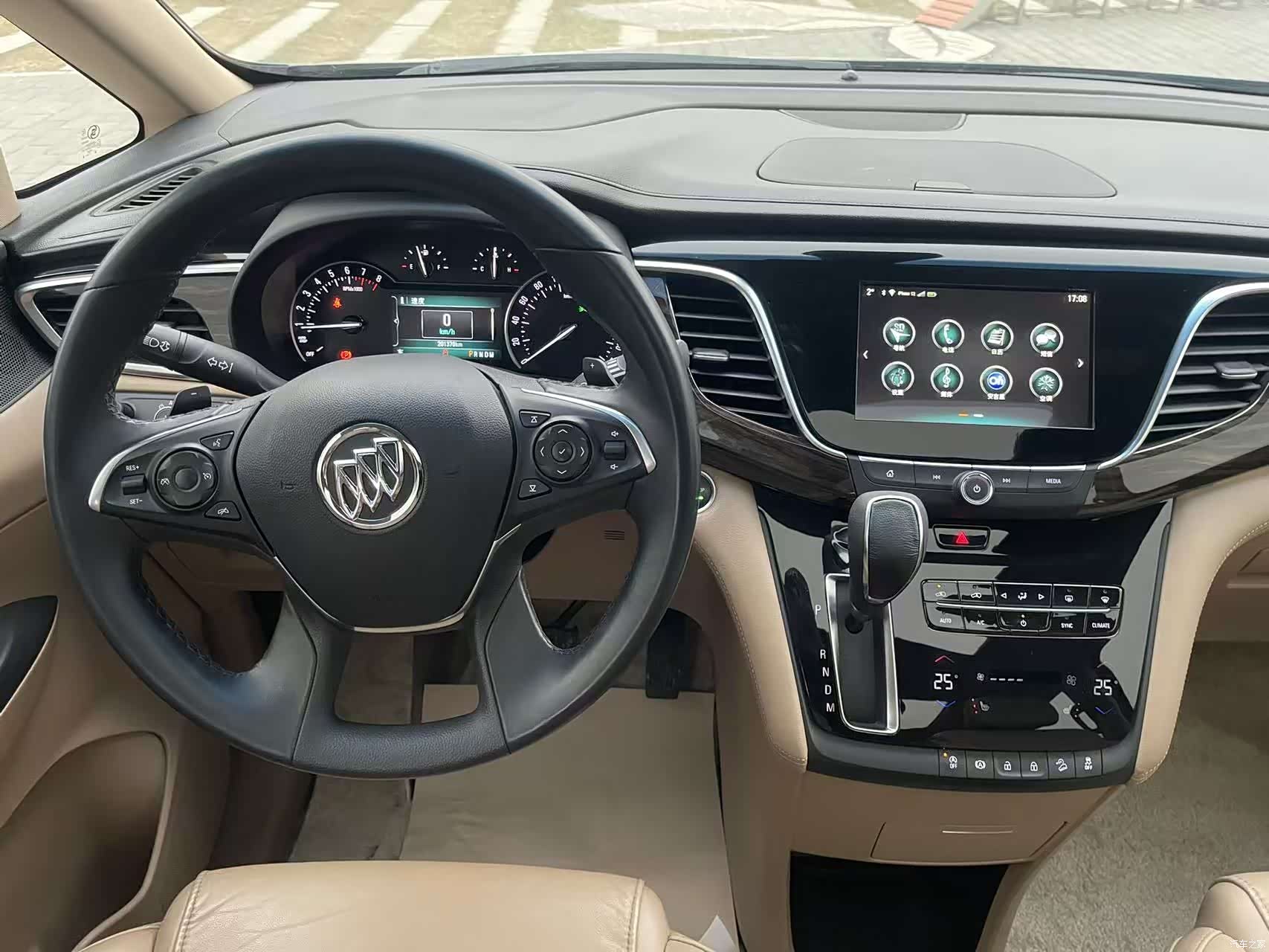 Buick GL8, 2017 22