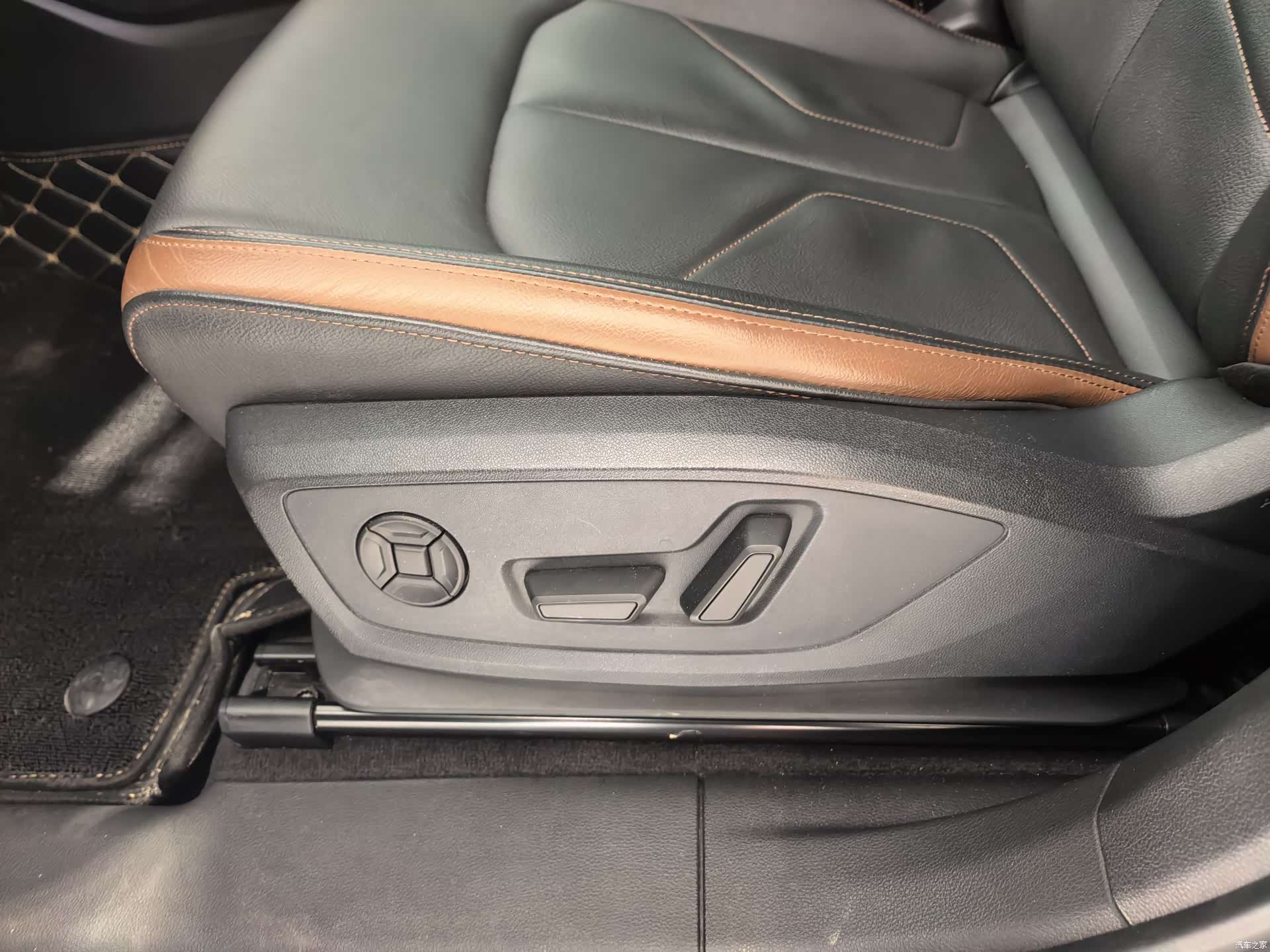 Audi Q3, 2022 6