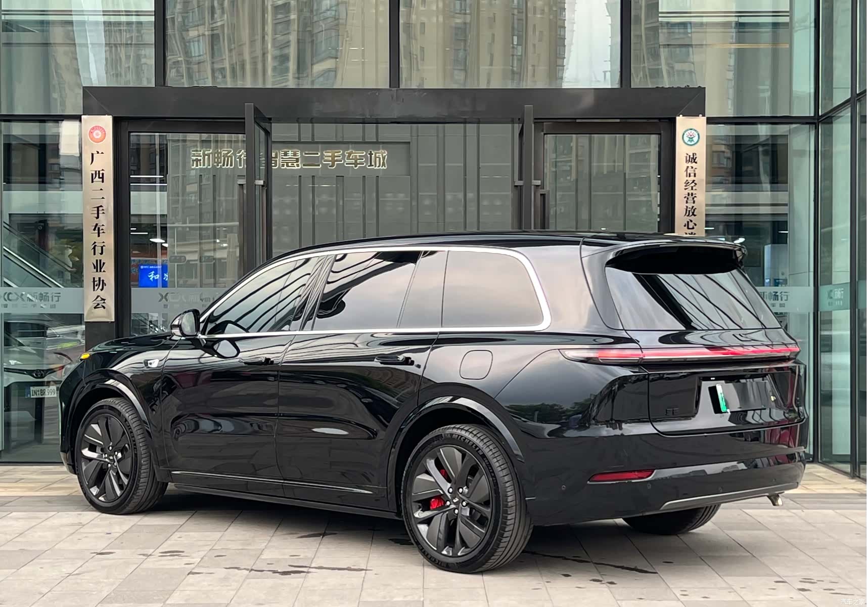 Li Auto L9, 2025 4