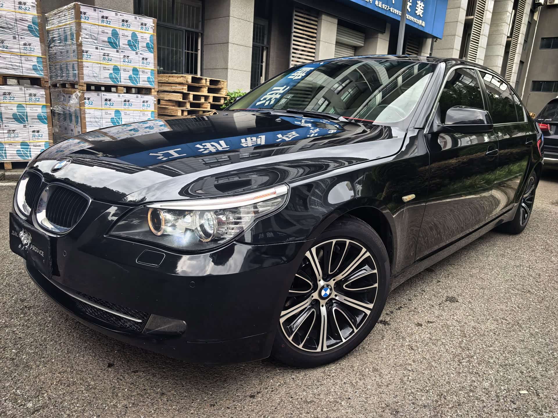 BMW 5 Series, 2010 1