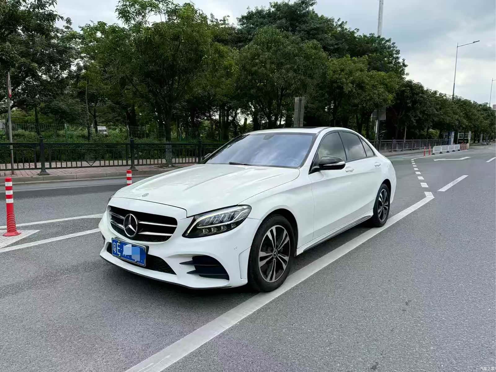 Mercedes-Benz C-Class, 2019 1