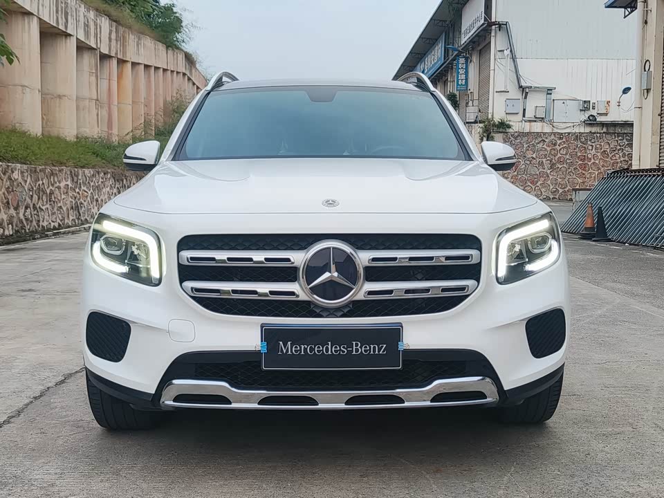 Mercedes-Benz GLB