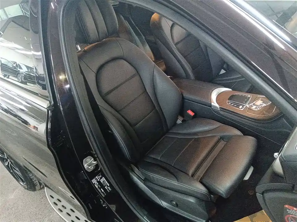 Mercedes-Benz GLC Mercedes-Benz GLC