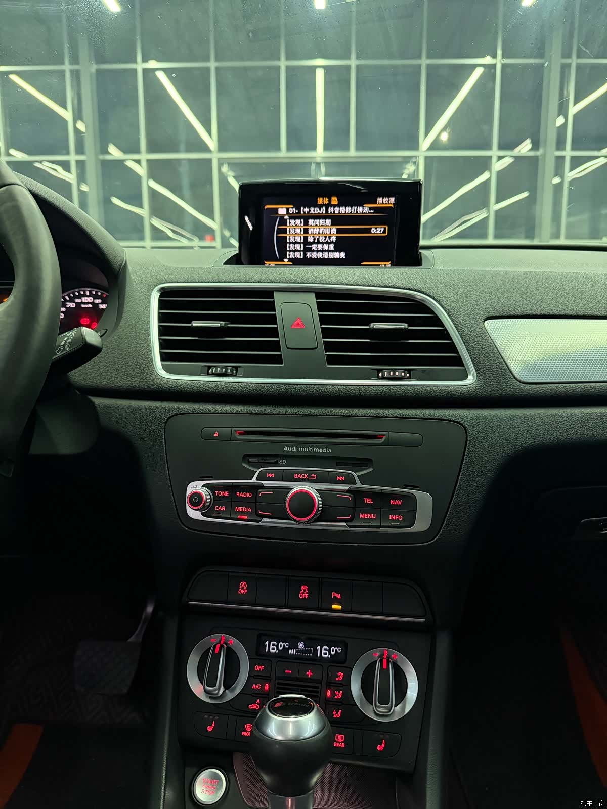 Audi Q3, 2016 6