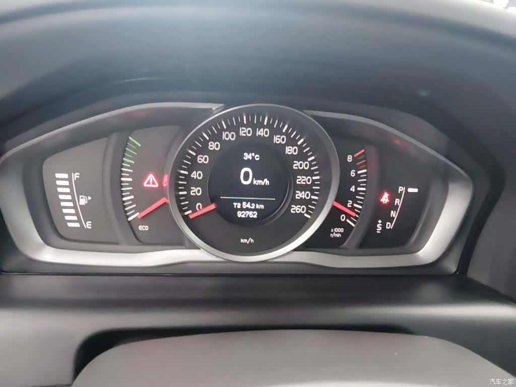 Volvo XC60, 2015 12