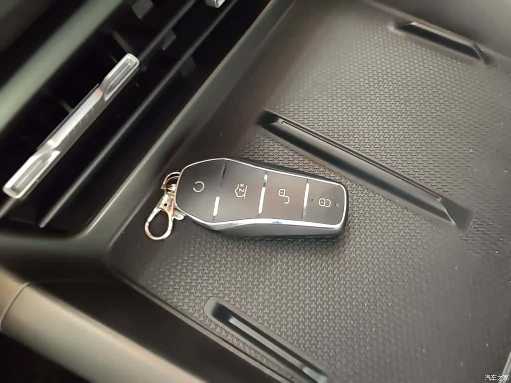 BYD Qin, 2025 9